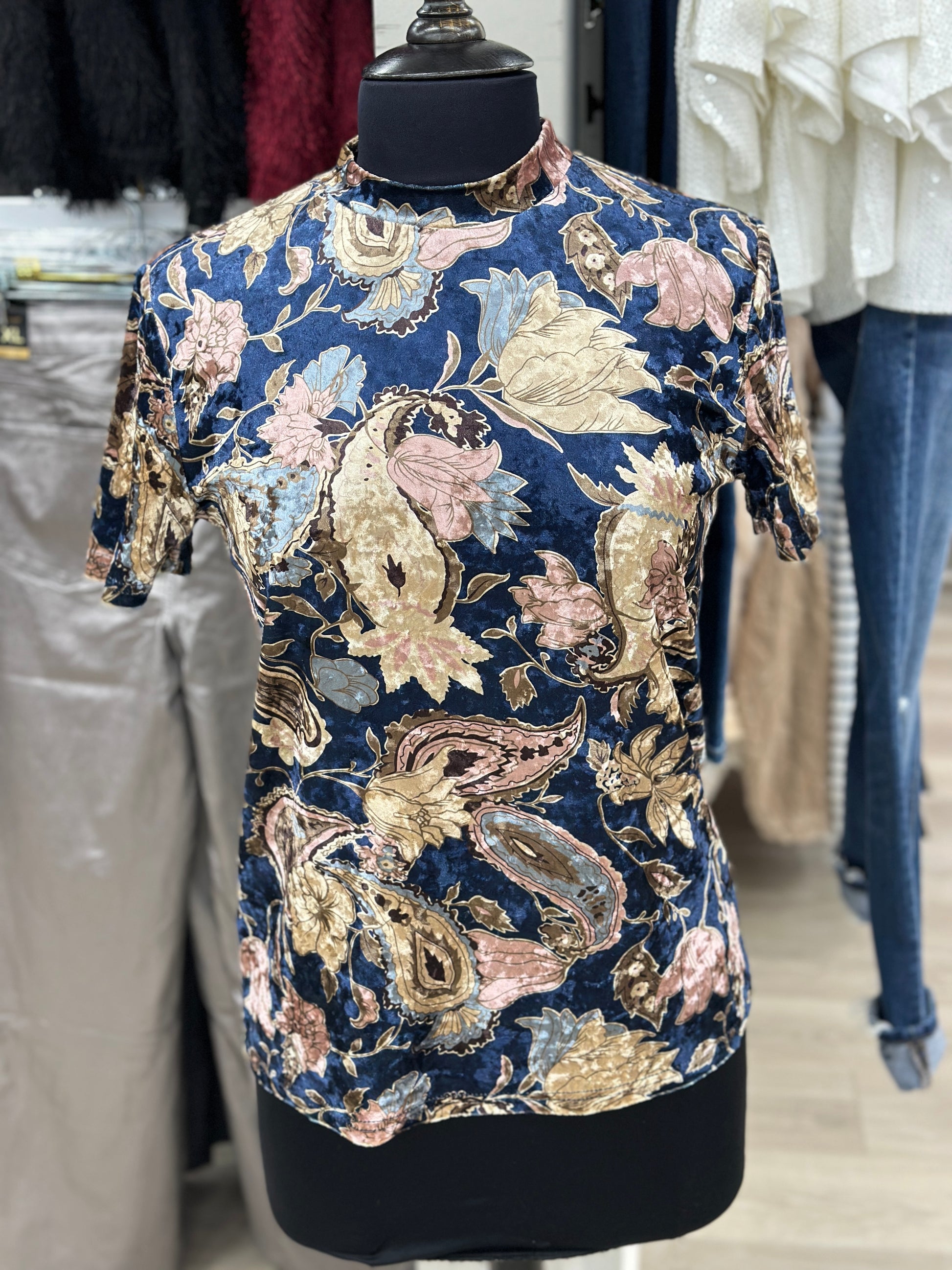 Short Sleeve Floral Velvet Top