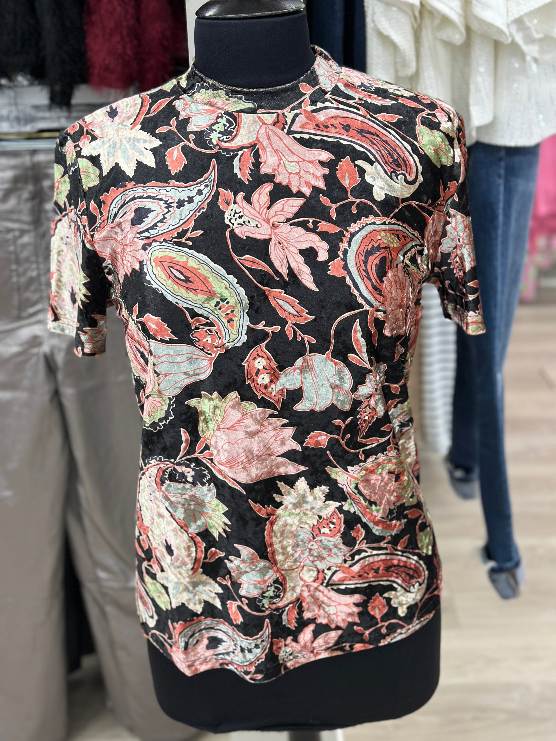 Short Sleeve Floral Velvet Top