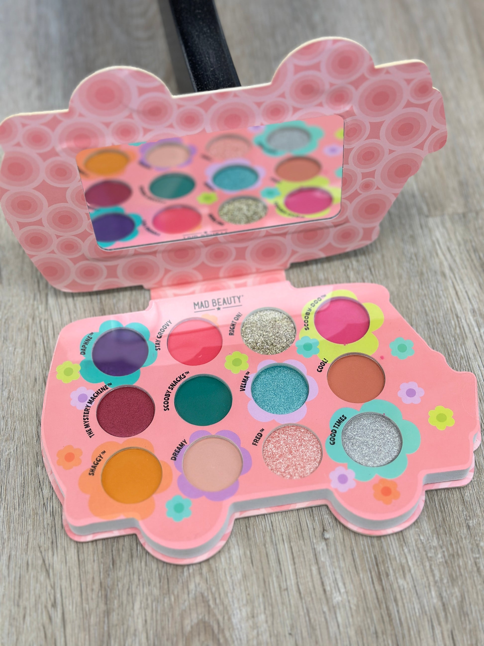 Scooby Doo Eye Shadow Palette