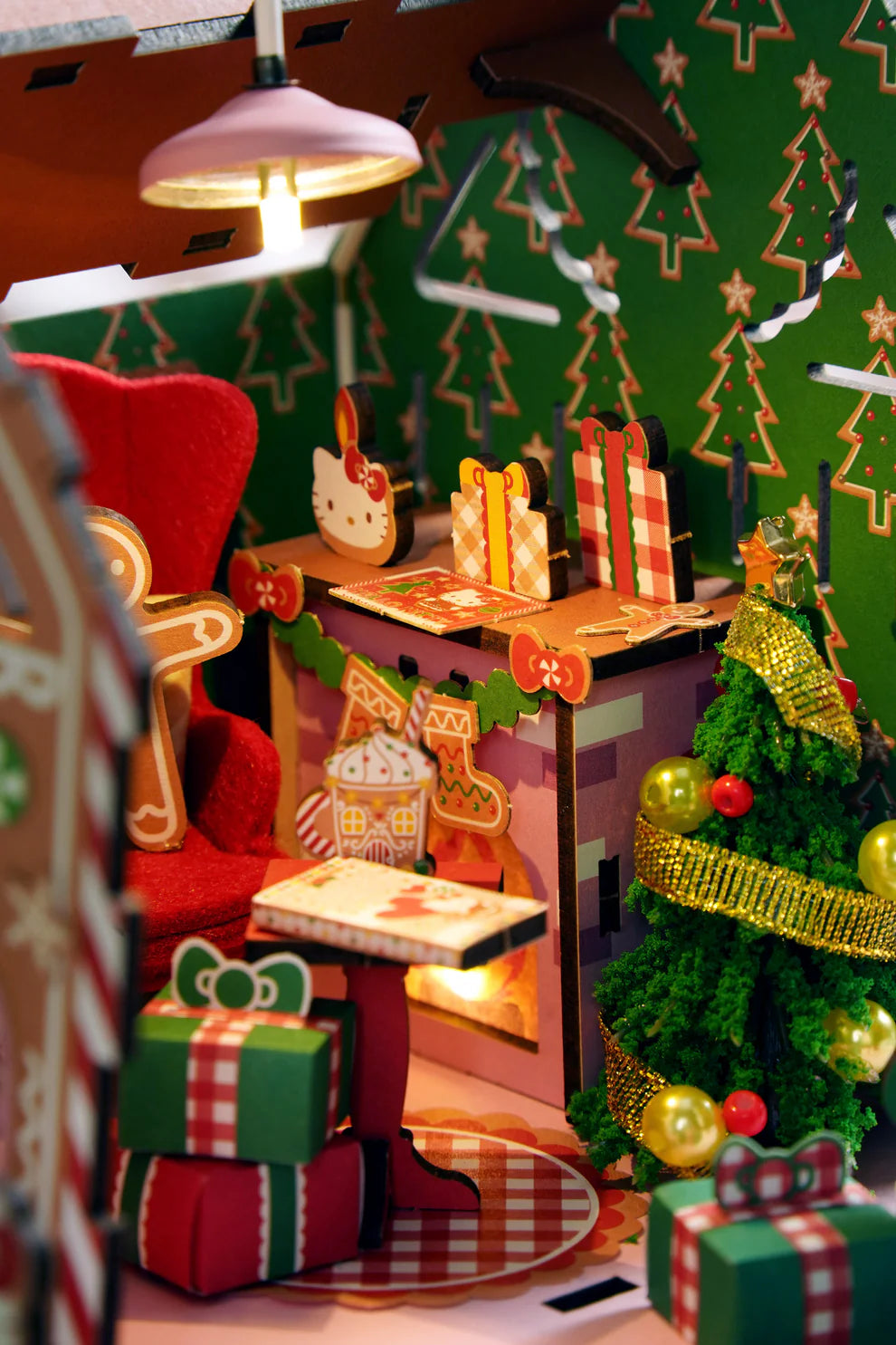 Hello Kitty® Gingerbread House 3D Wooden Puzzle