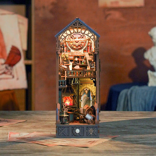 Leonardo Da Vinci w/ Dust Cover Type::DIY Miniature Book Nook Kit