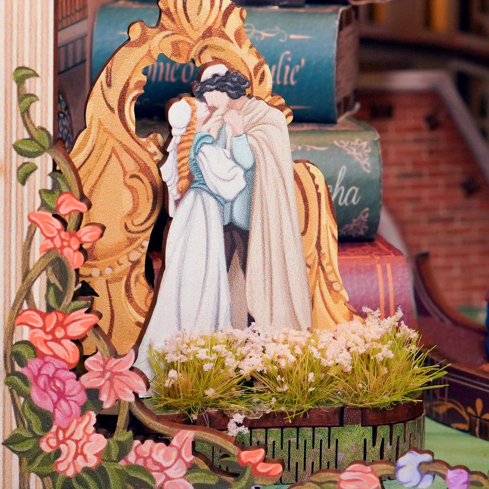 Shakespeare's Verse w/ Dust Cover Type::DIY Miniature Book Nook Kit