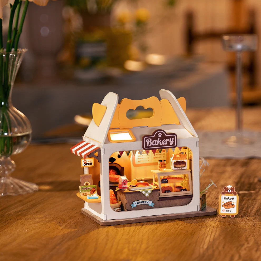 Teddy's Breadbox DIY Miniature House Kit