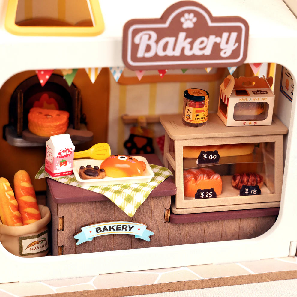 Teddy's Breadbox DIY Miniature House Kit