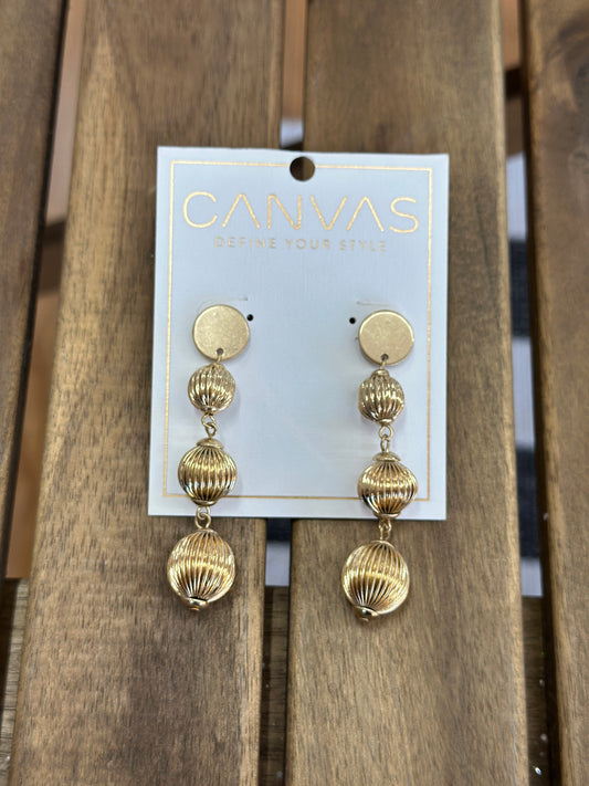 Canvas Style Ribbed Metal Statement Earrings in Warm Gold