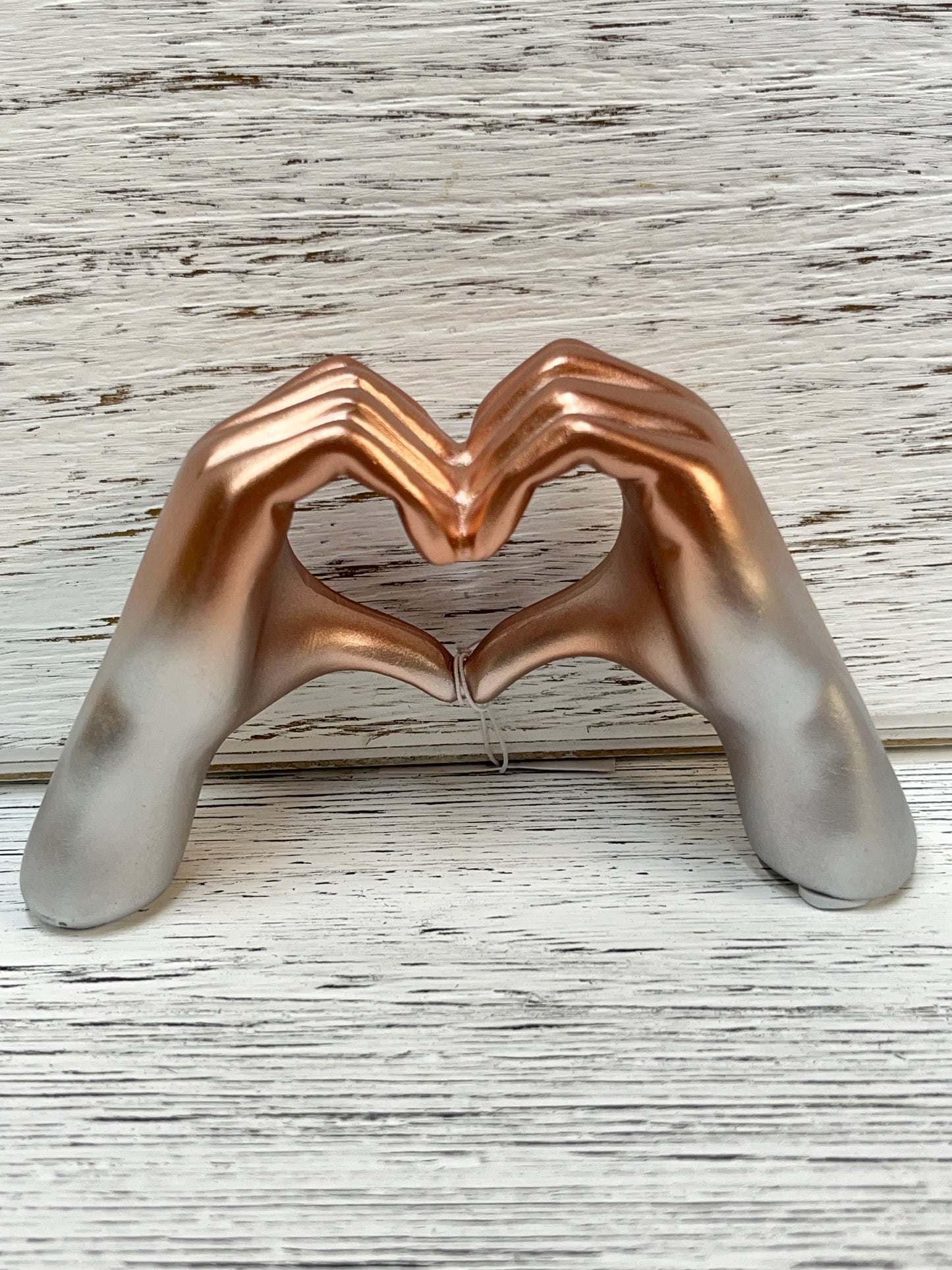 Resin Heart Gesture Hands Tabletop Decor