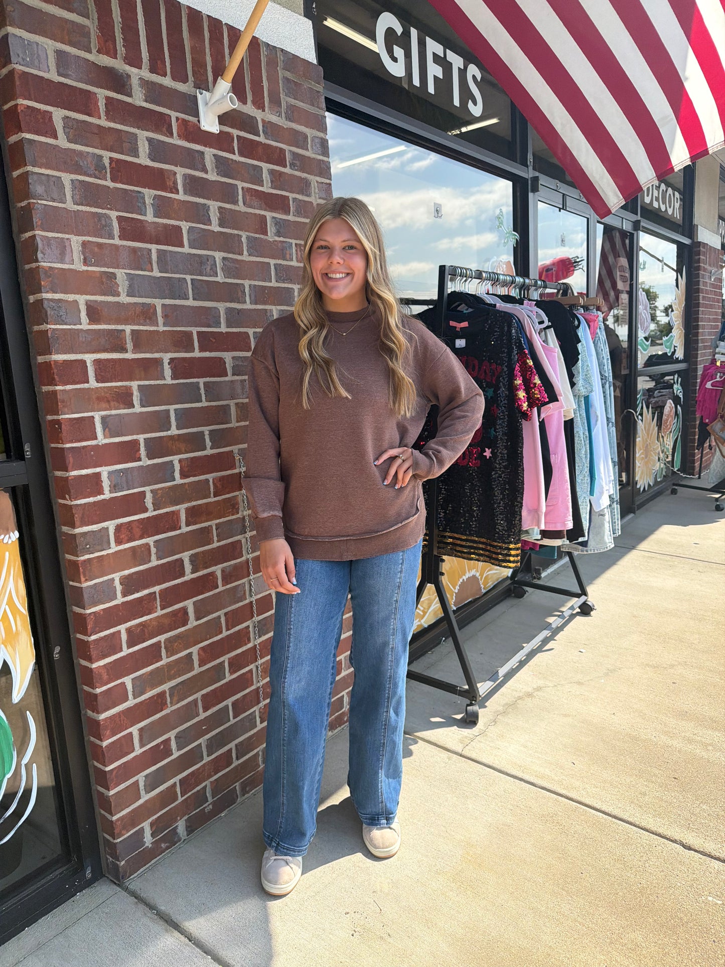 Southern Couture Comfy Round Here Pullover