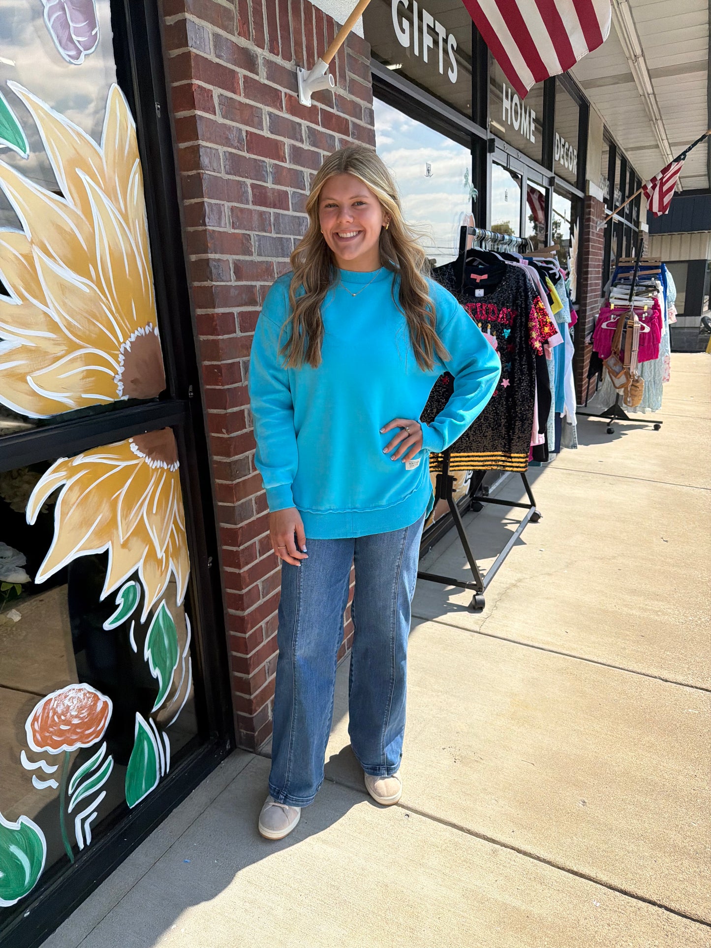 Southern Couture Comfy Round Here Pullover