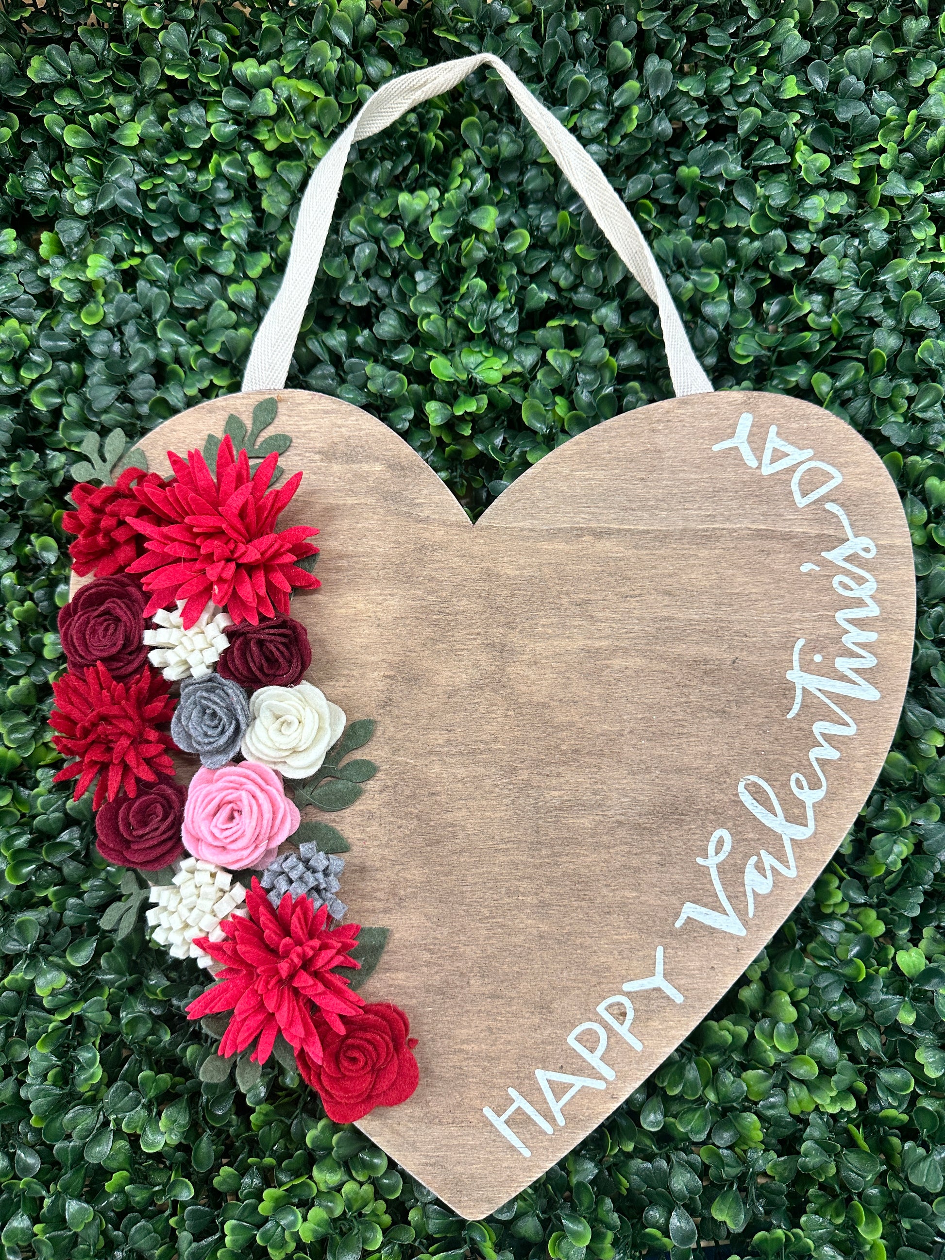 Valentine’s Day Wall Decor with Floral