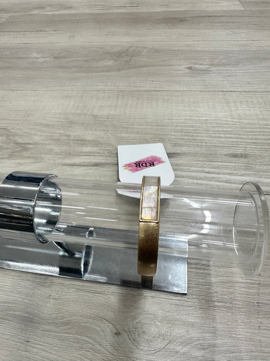 Canvas Style Mariana Mother Of Pearl Hinge Bangle
