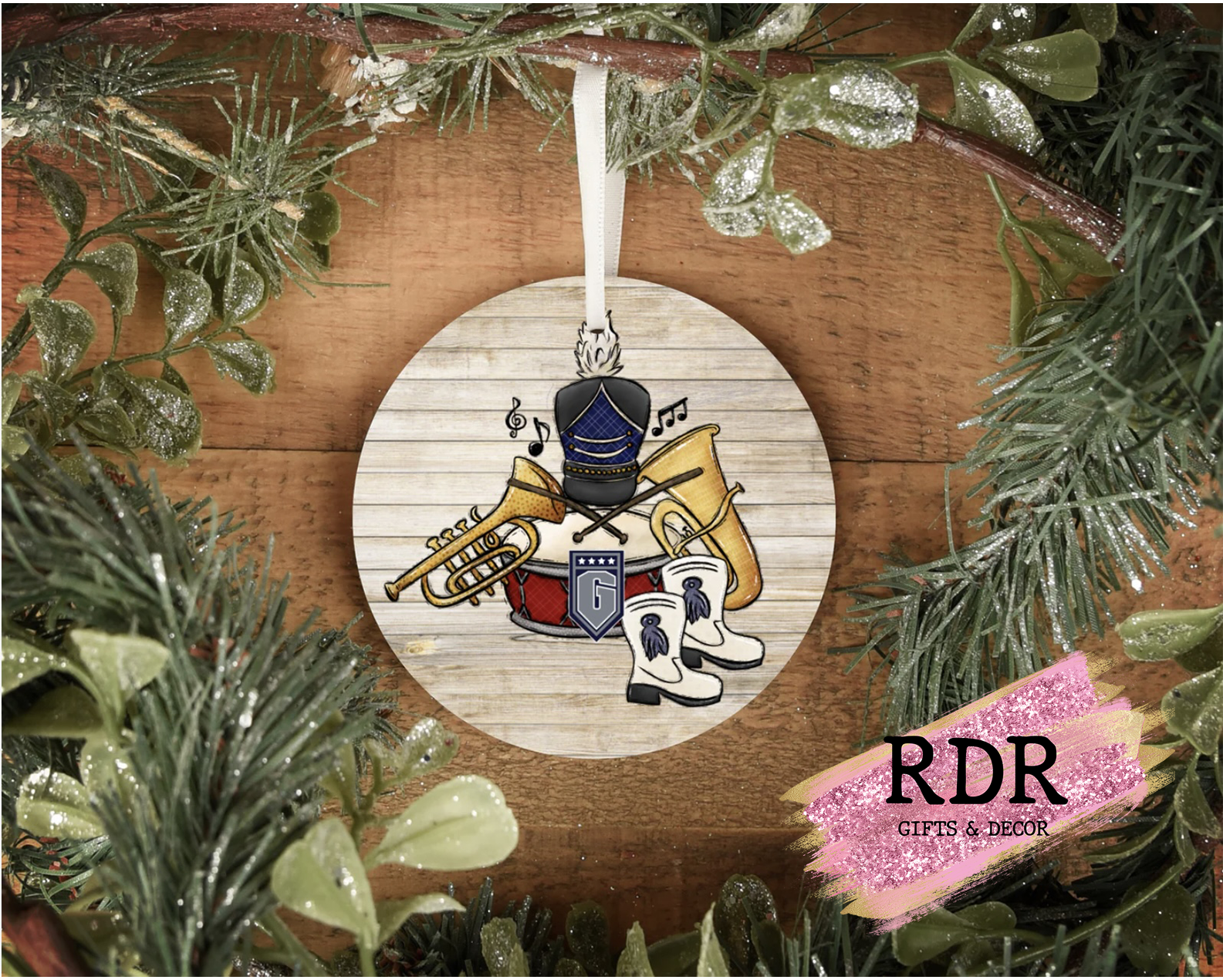 THOMAS NELSON GENERALS WOODEN BAND ORNAMENT