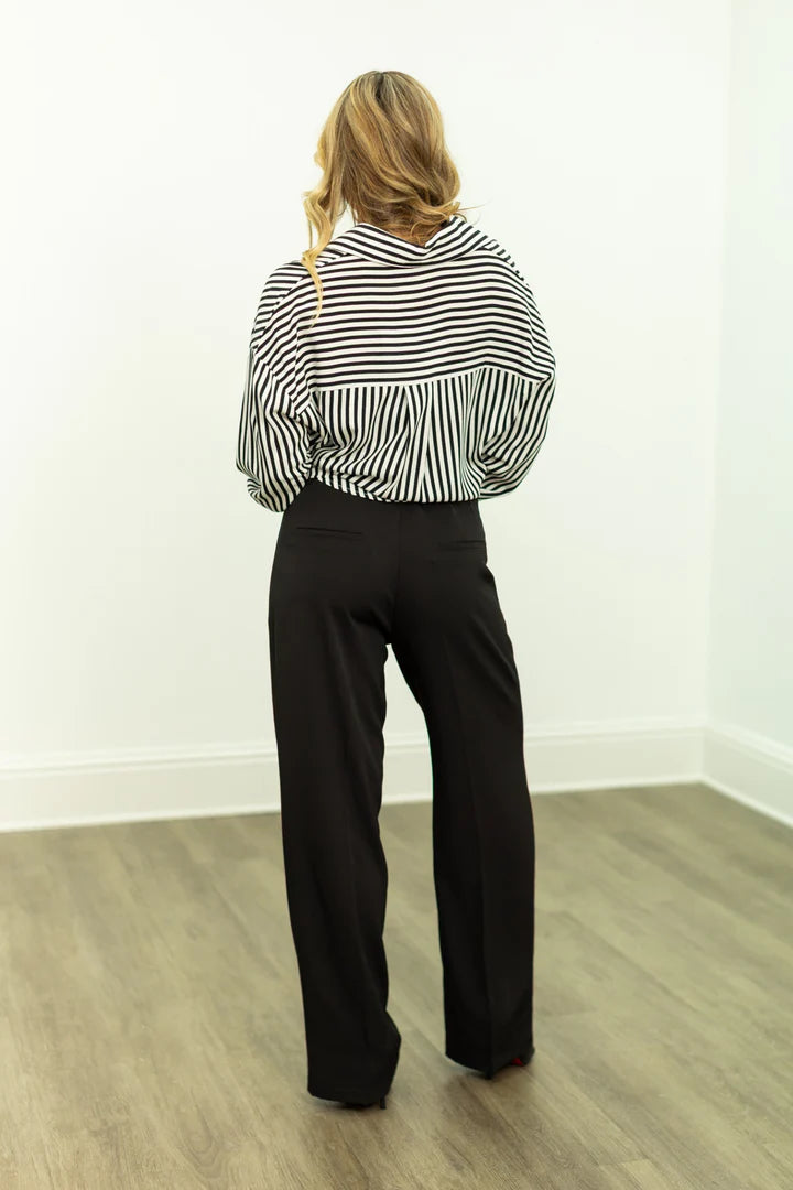 Southern Grace Black Pleat-Front Trousers