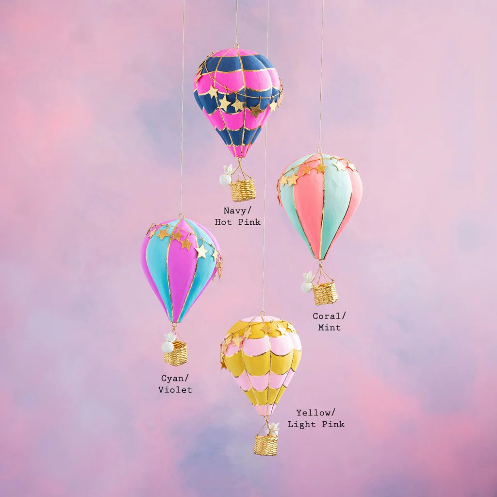 Glitterville Small Hot Air Balloon Display