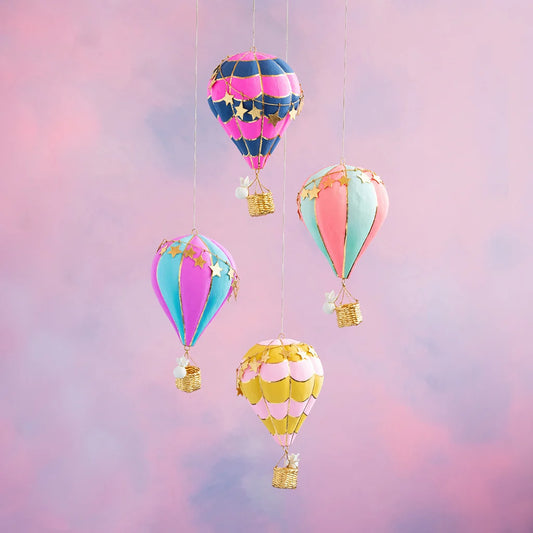 Glitterville Small Hot Air Balloon Display