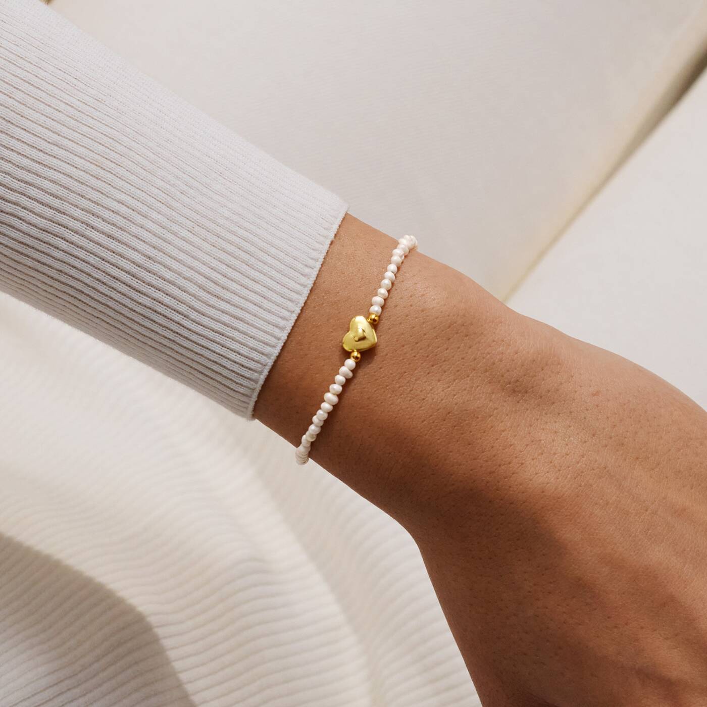 Precious Moments Bracelet In Gold-Tone Plating- The Love Of A Family Makes Life Beautiful