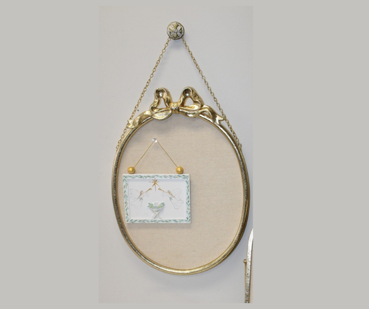 Gold Oval Metal Bow Bulletin Board