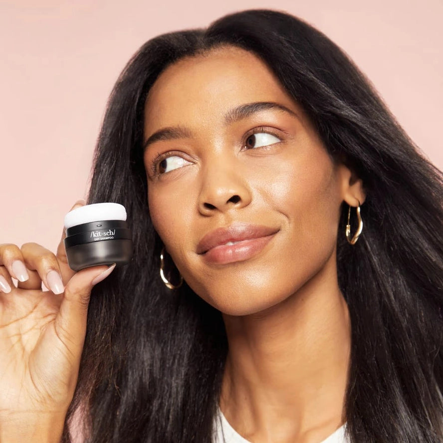 Kitsch Dark Volumizing Rice Protein Dry Shampoo with Puff