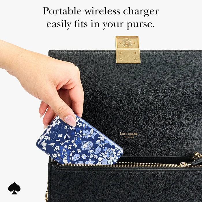 Case Mate Kate Spade New York Flowerbed Blue MagSafe Portable Charger
