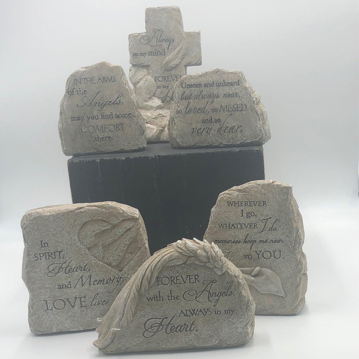 Upright Poly Resin Stones