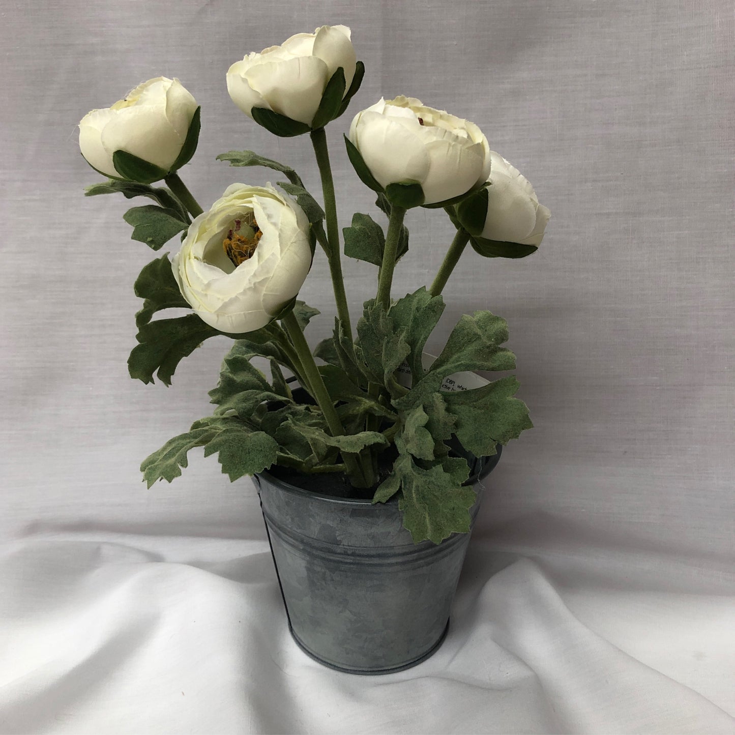 White Flower Tin Pot