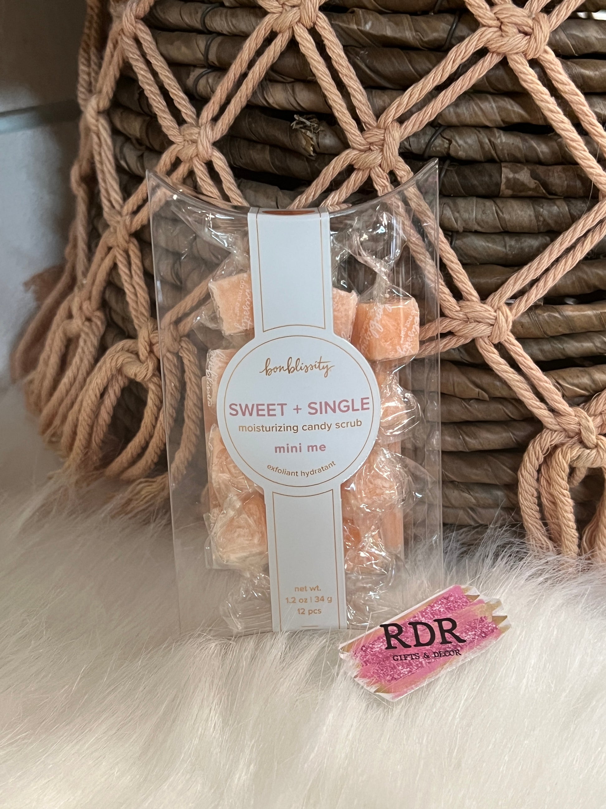 Bonblissity Mini Me Sweet and Single Sugar Cube Candy Scrub
