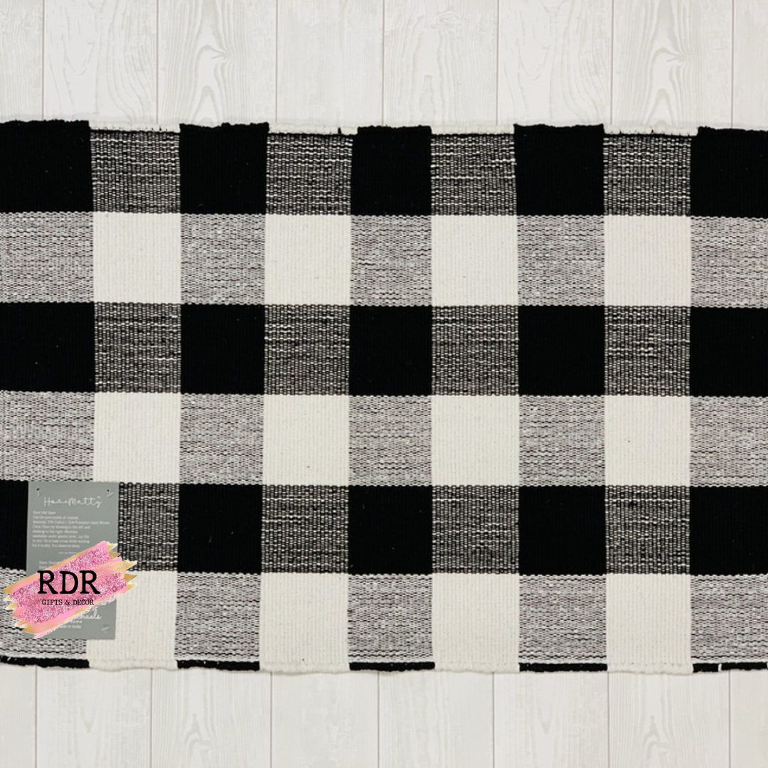 Black & White Buffalo Plaid Base Mat