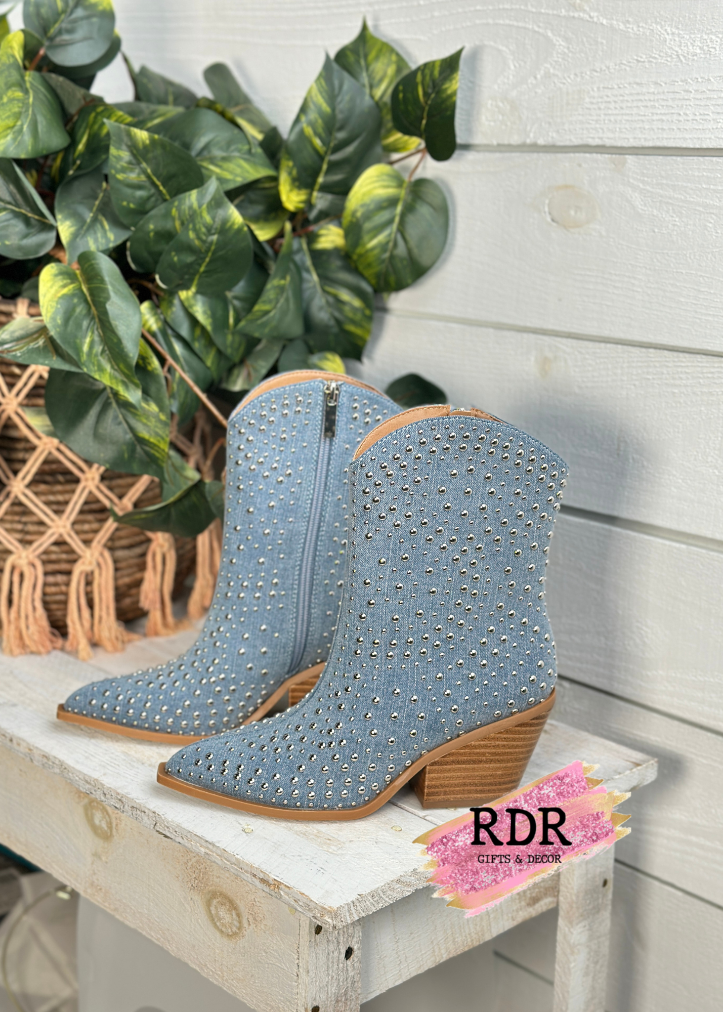 Corkys Lowlights Light Blue Denim