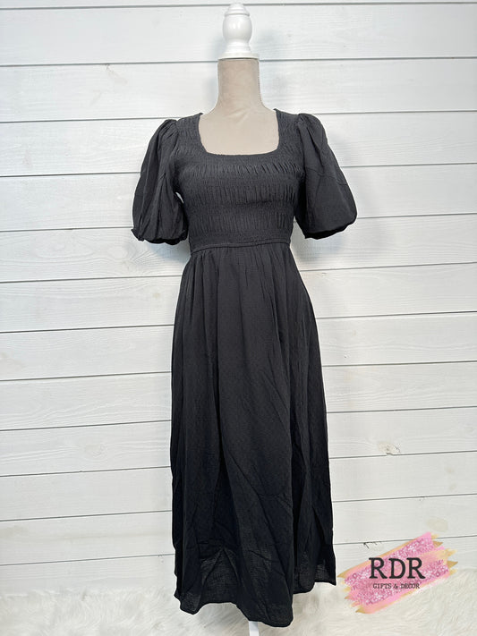 Black U-Neck Maxi Dress With Short Puff Sleeves