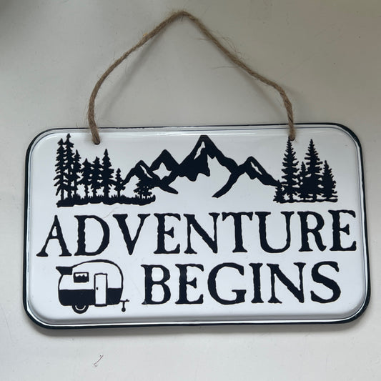Small Black And White Metal Camper Sign