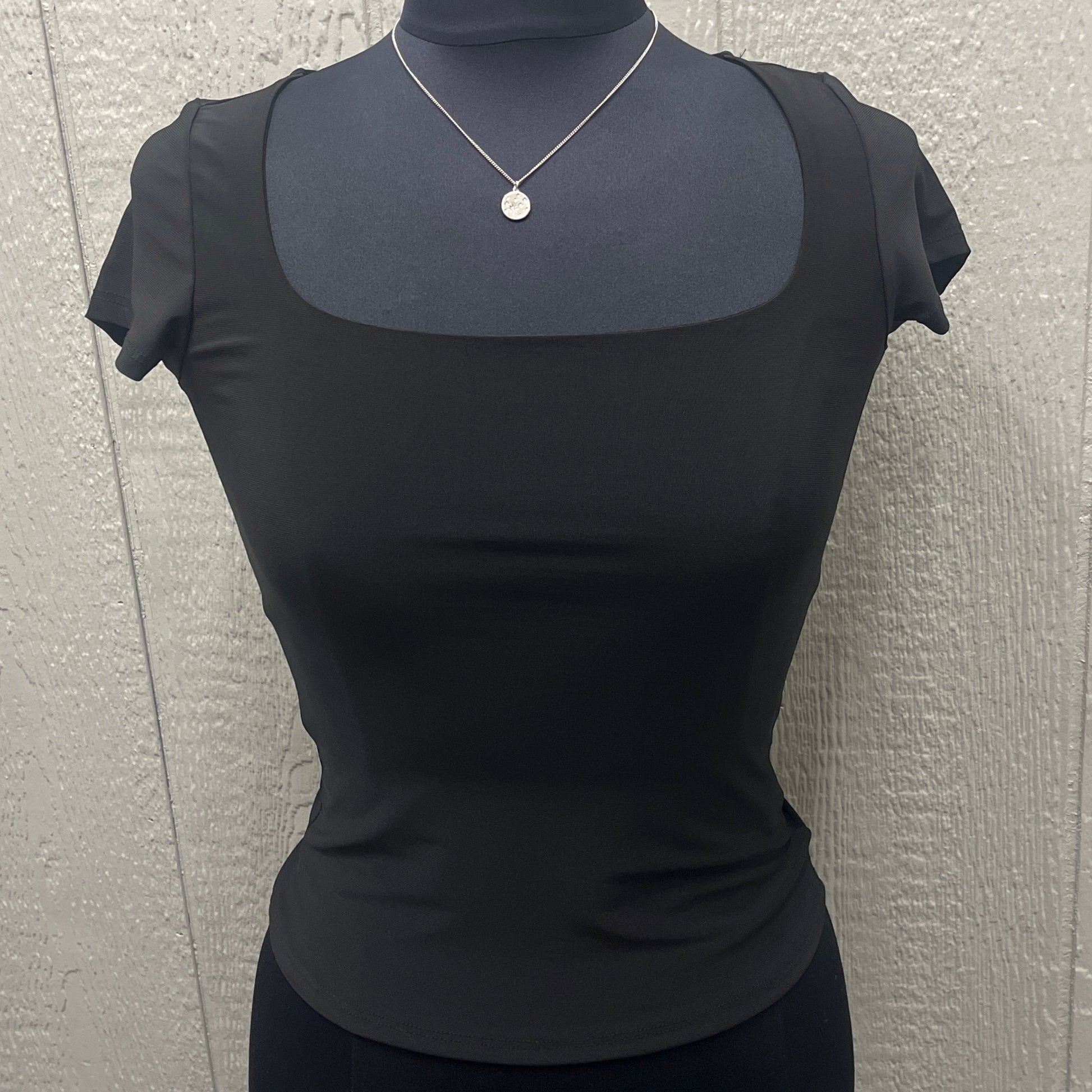 Black Short Sleeve Square Neck Top