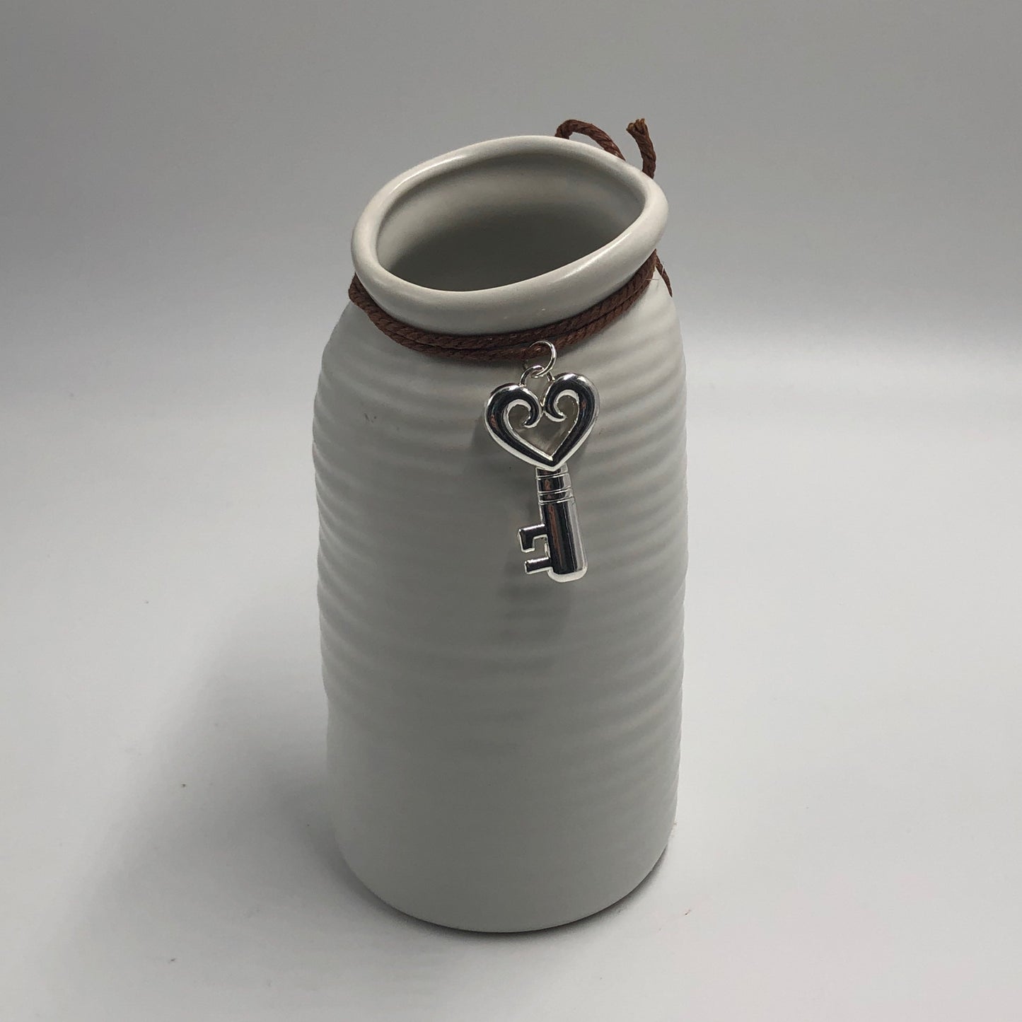 Ribbed Vase With Key