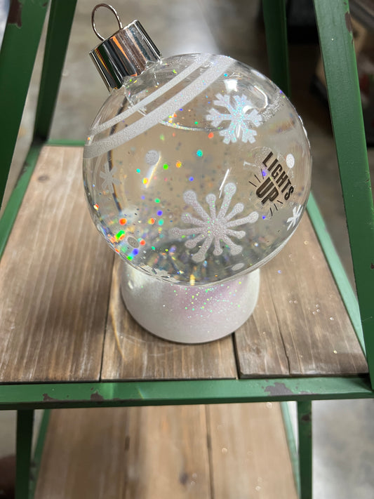 Christmas Ball Snow Globe