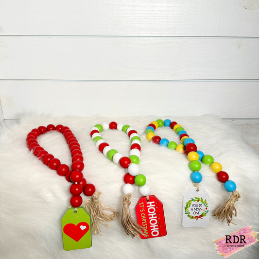 Wooden Beaded Garland with Grinch Tag